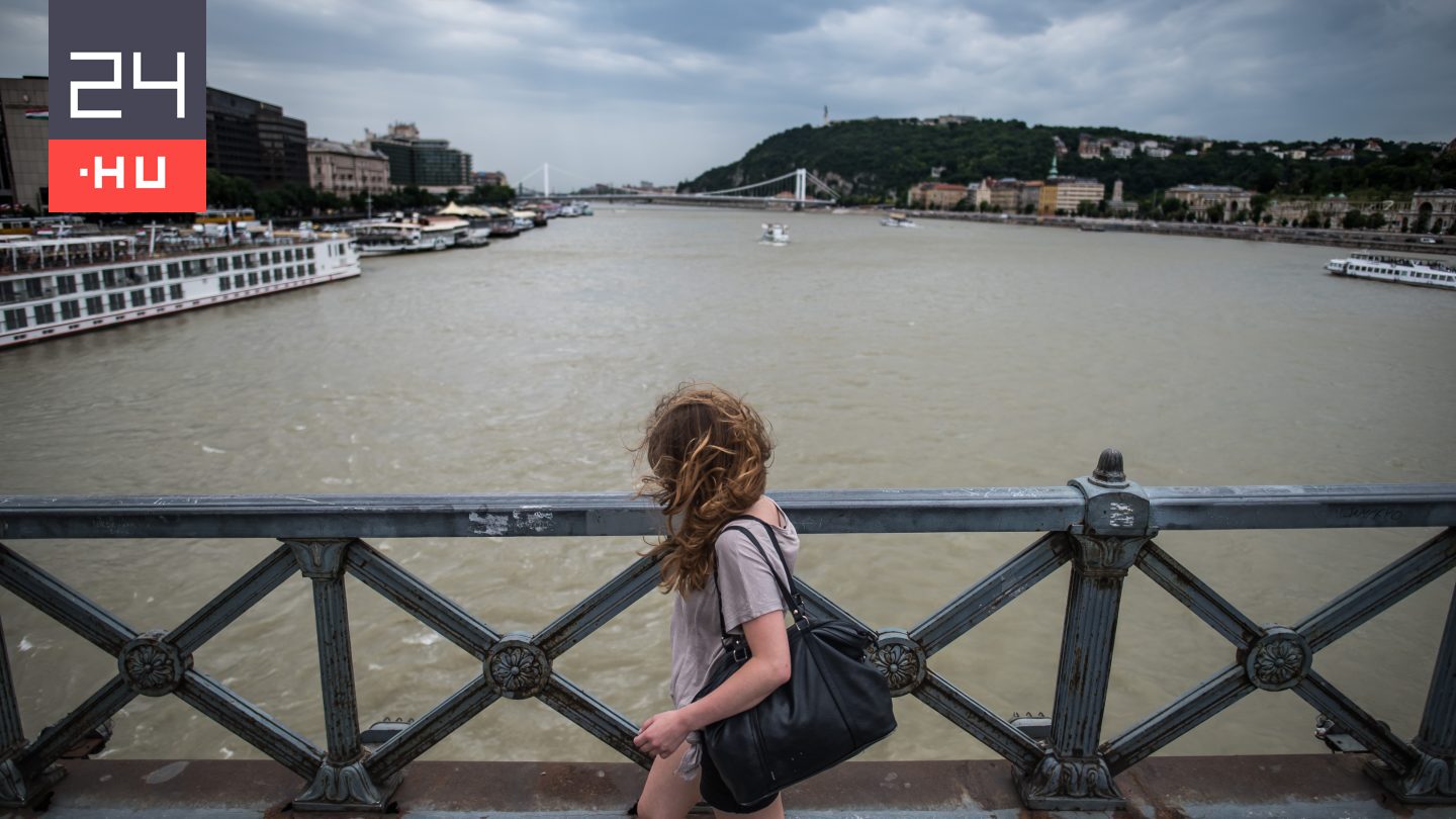Szélvihar: több megyét érintő riasztást adtak ki