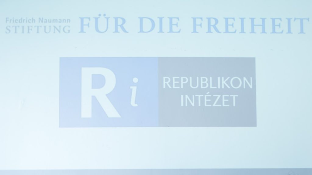 Republikon: a Fidesz-szavazók 60 százaléka szerint valós veszély, hogy háborúba sodródunk