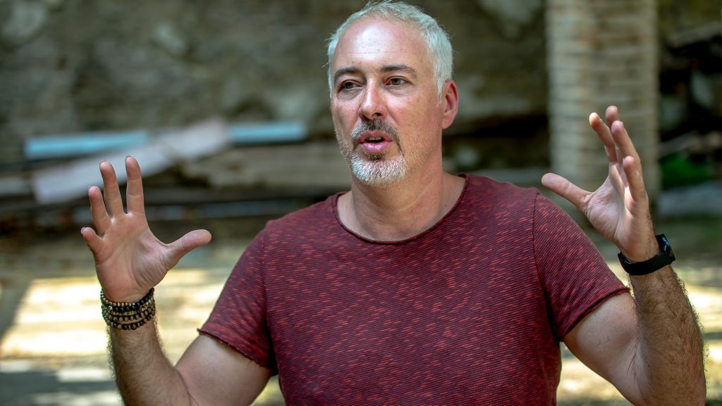 Hajós András a Heti Hetesről: Lehet, hogy más kormányzat lesz, és akkor tök izgi lesz megélni, hogy nem csak Orbán Viktorról kell beszélni