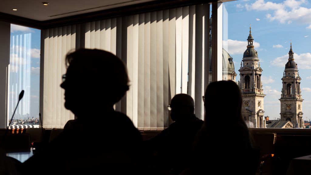 Miért nem érezzük, hogy jobban élünk, amikor bámulatos az átlagkereset-növekedés?