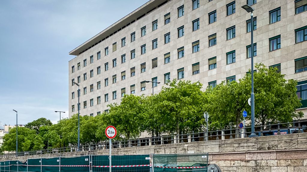 Magyar Péter bejelentést tett az ügynökaktákkal és a képviselői irodákkal kapcsolatban