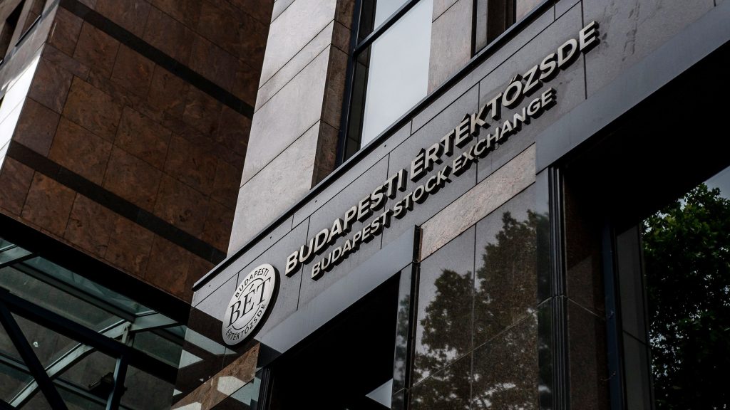 „A befektetők megtették tétjeiket” – a NER-es tőzsdecégek tündöklése és zuhanása