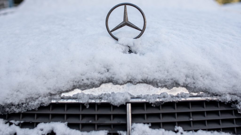 Stratégiai partnerséget kötött a Samsung SDI és a Mercedes-Benz