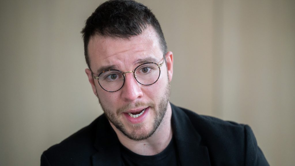 „Ezek ellopott adófizetői forintok” – Molnár Áron állítja: Hankó Balázs egyedül döntött kulturális támogatásokról a választások előtt