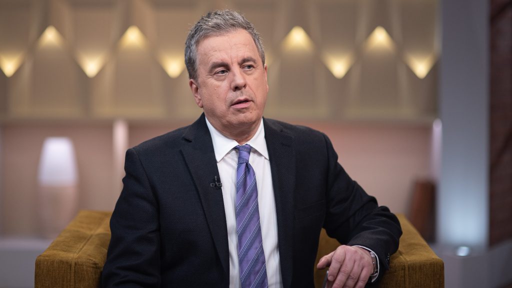 Leleplezték a Friderikusz TalkShow harmadik vendégműsorvezetőjét