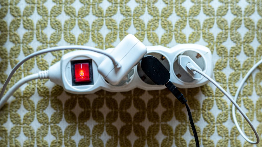 Érkeznek a kedvezményes villanyszámlák, ezt a sort kell rajtuk keresni