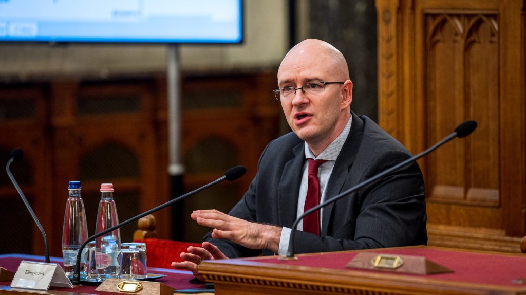 Visszalép a képviselőjelöltségtől Z. Kárpát Dániel