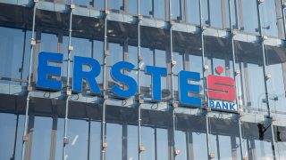 erste, erste bank, bank, leállás, rendszerfejlesztés