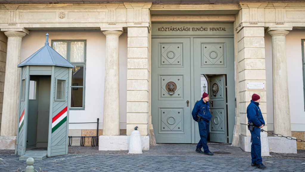 A vagyonvisszaszerzés vagy a műemlékvédelem központja is lehetne a nemsokára...