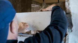 Leáll teljesen az egyik otthonfelújítás pályázat.