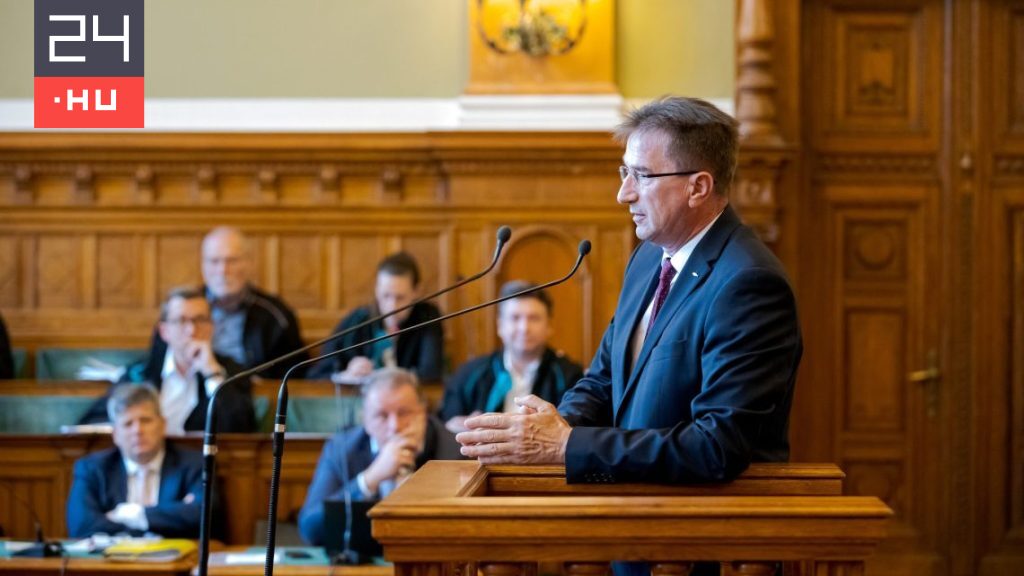 Előzetes vizsgálat indult Völner Pál ellen