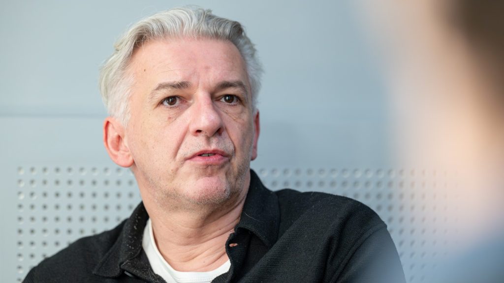 Alföldi Róbert: most új világ jön, ahol az számít, ki hogyan dolgozik, és menyire tisztességes