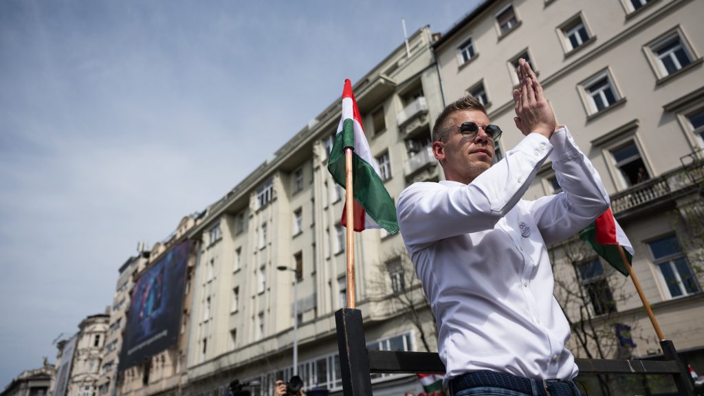 Hiába került volna ki Magyar Péter videója, egy férfi politikusnak macsó a szexbotrány