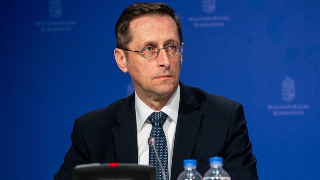 Varga Mihály jegybankelnöknek bizalmat adott Magyar Péter