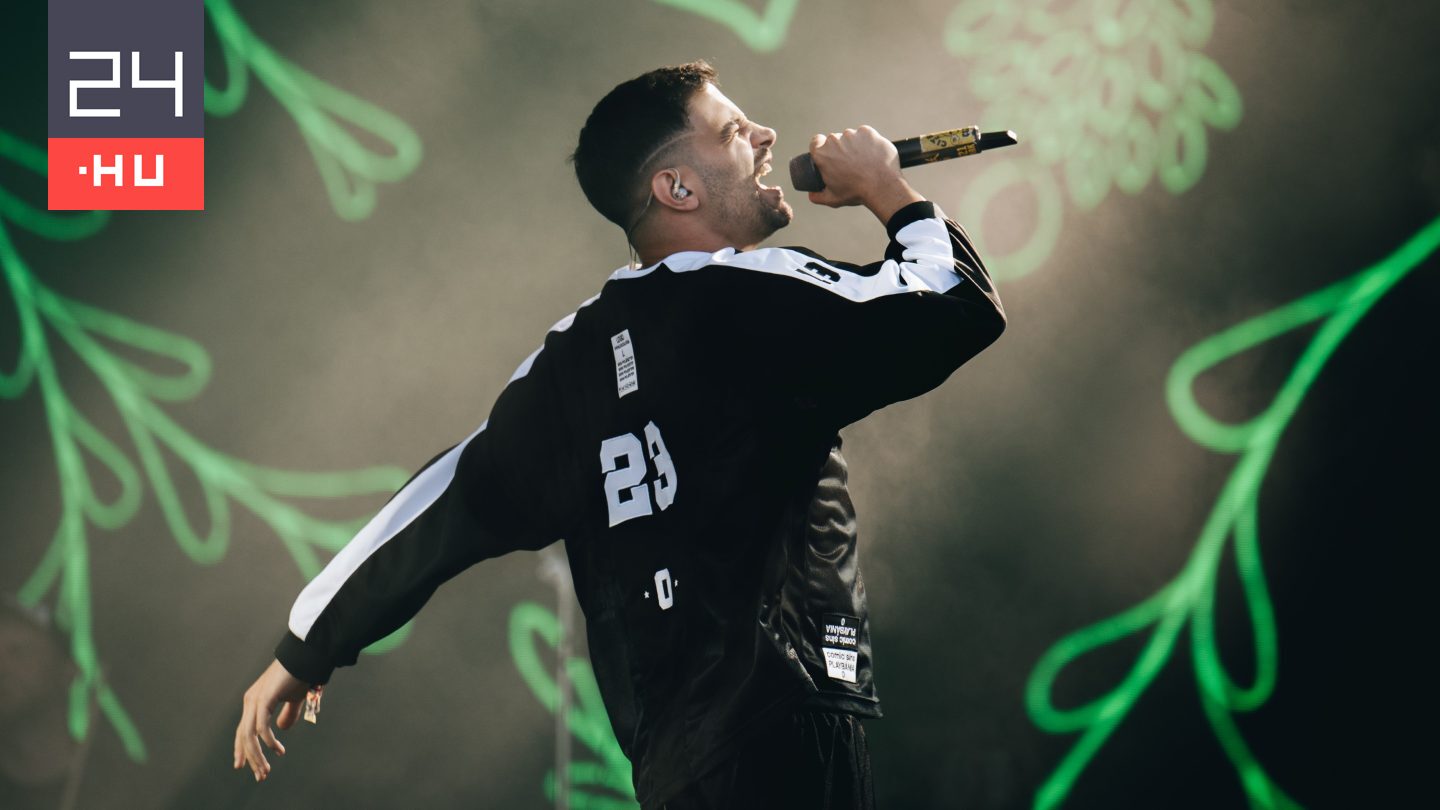 Kvíz: értük rajonganak most a tinik – te felismered őket?