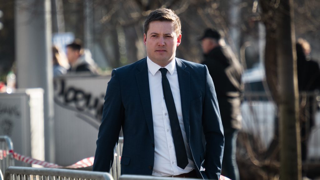 A Tisza áradása Rogán titkosszolgálatokért felelős emberét is elsodorta