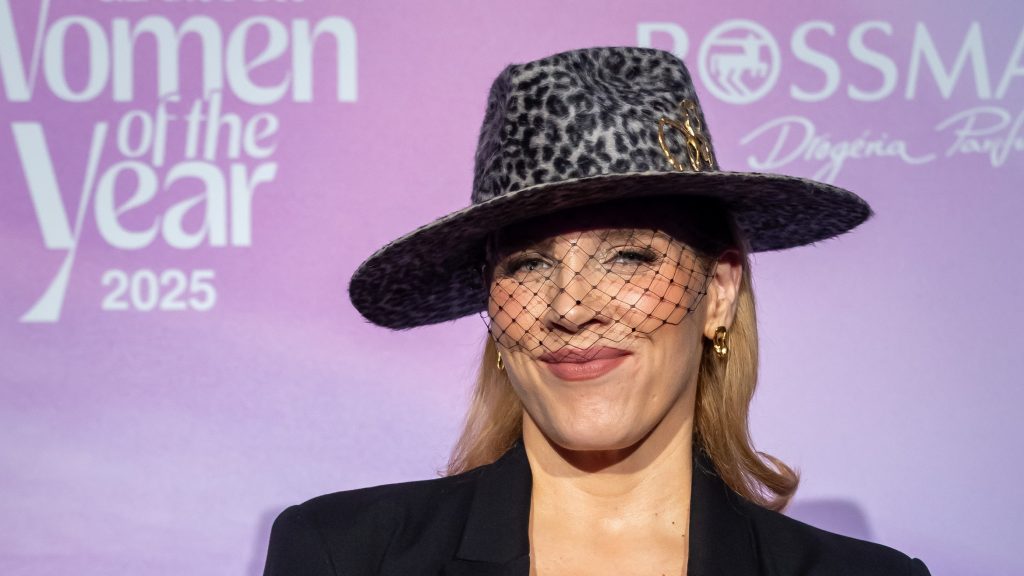 Tóth Vera a Tisza Pártról szóló filmet ajánlotta az Instagramon