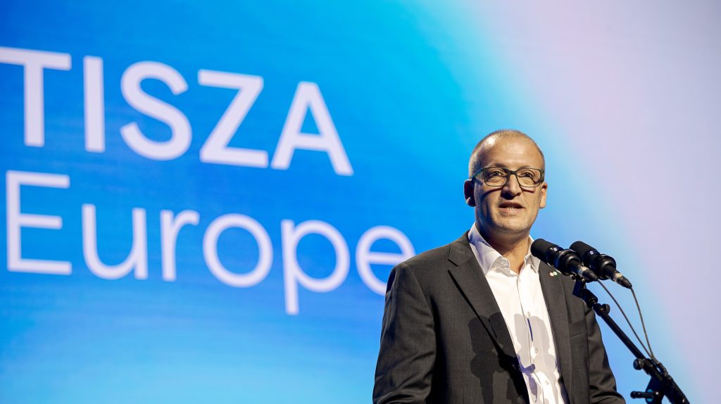 A Tisza Párt nem vesz részt határon túli párt alapításában, állítja az alelnök