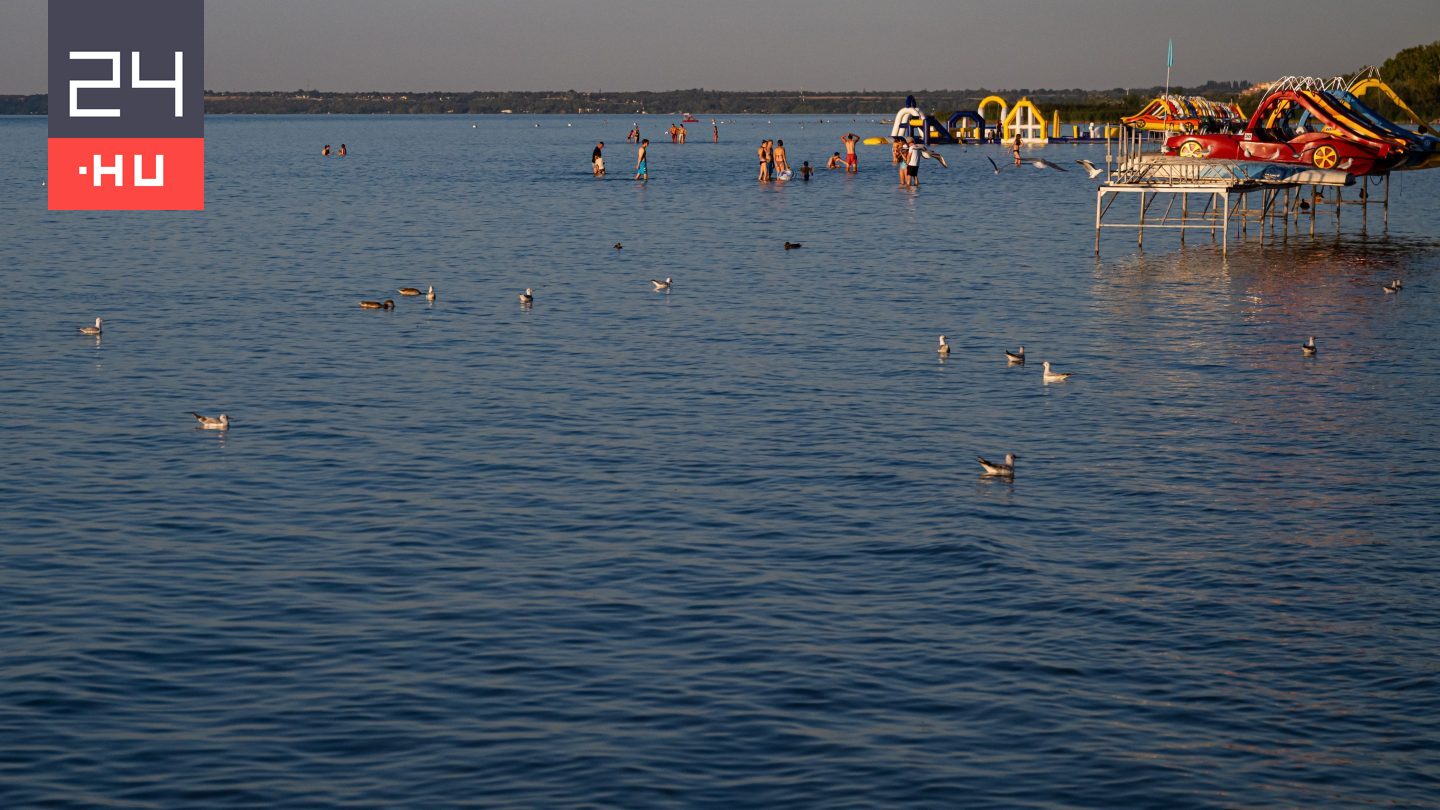 Életet menthet a Balatonon: ezt jelentik a villanó lámpák
