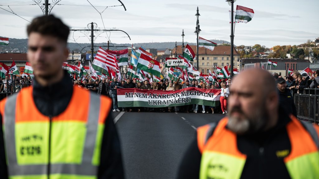 Népszavazást kezdeményezett arról, hogy a Fidesz-KDNP terrorszervezet, ezért soha többé ne indulhasson választásokon