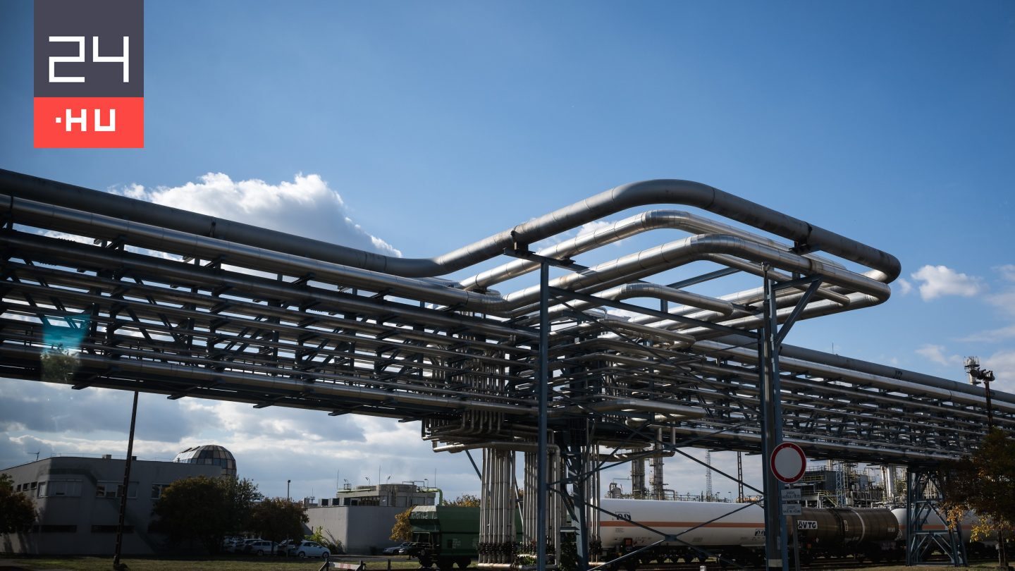 Magyar Péter: Hernádi Zsoltnak lesz egy útja Oroszországba