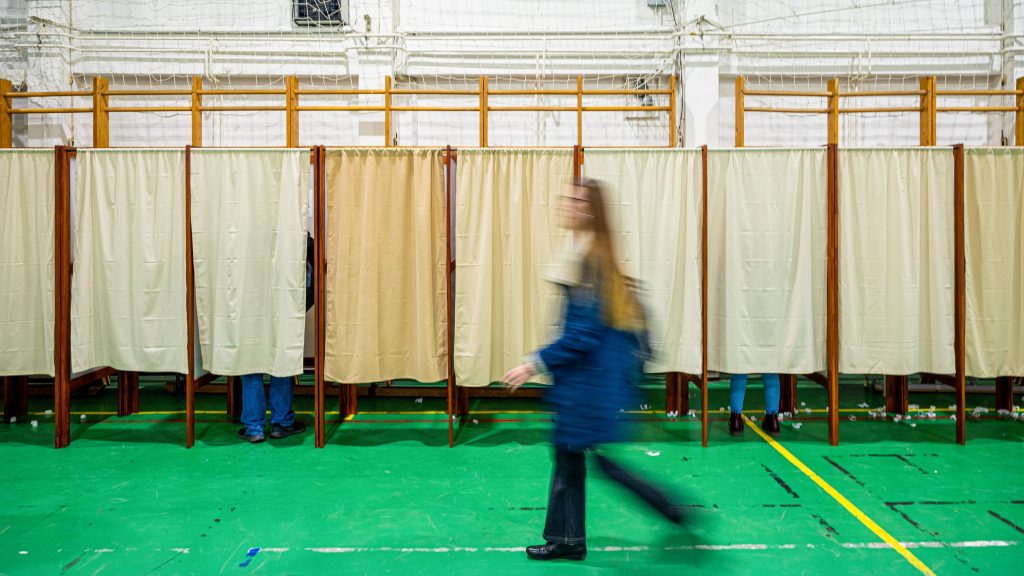 Csaknem 60 ezer átjelentkező fog Budapesten szavazni a választáson