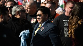 CÖF Békemenet az Elvis Presley térről a Kossuth Lajos térig a Margít hídon át 2026. március 15-én., Image: 1084069952, Fotó: Szajki Bálint / 24.hu