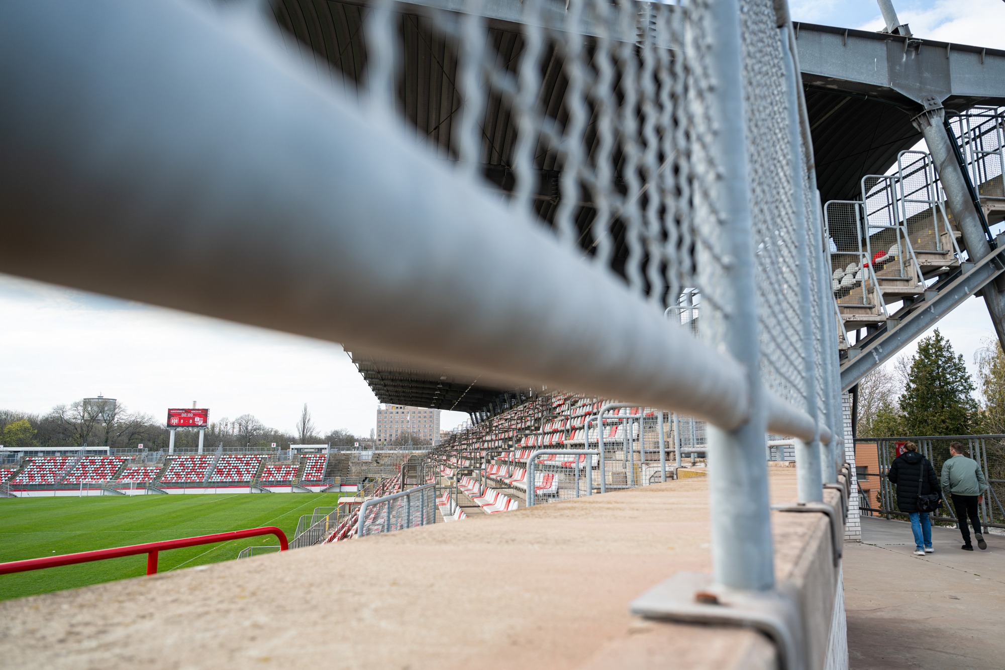 Mi közük Maradonához a dunaújvárosi körzet képviselőjelöltjeinek? 7