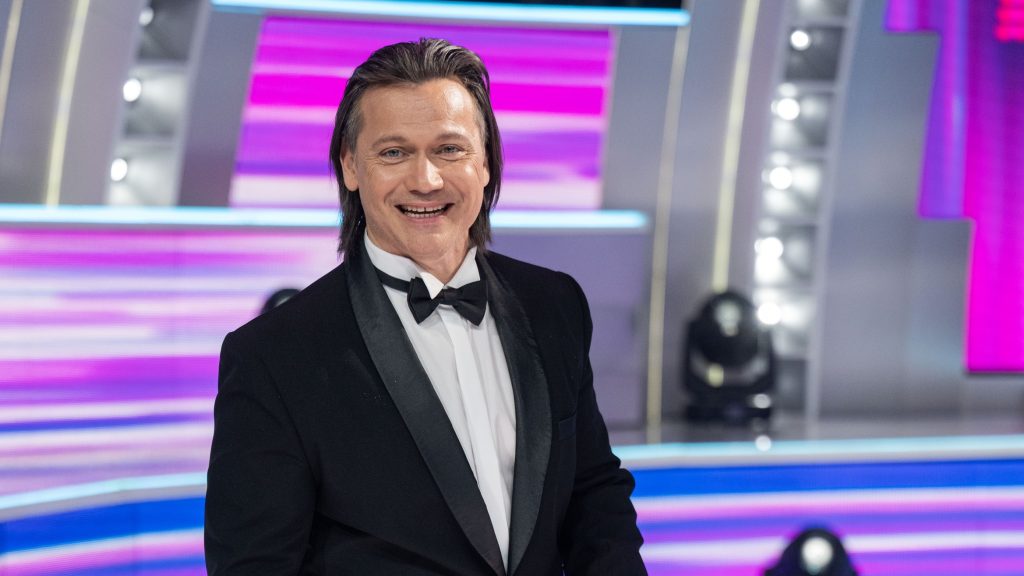 Kovács Áronék ismét babavárás elé néznek: az énekes megmutatta várandós párját is