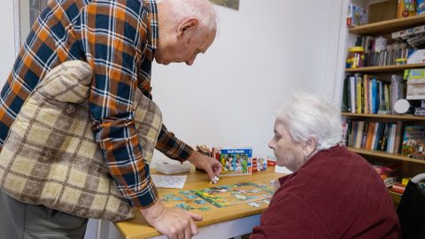 Íme a KSH friss adatai a magyar nyugdíjakról és nyugdíjasokról.