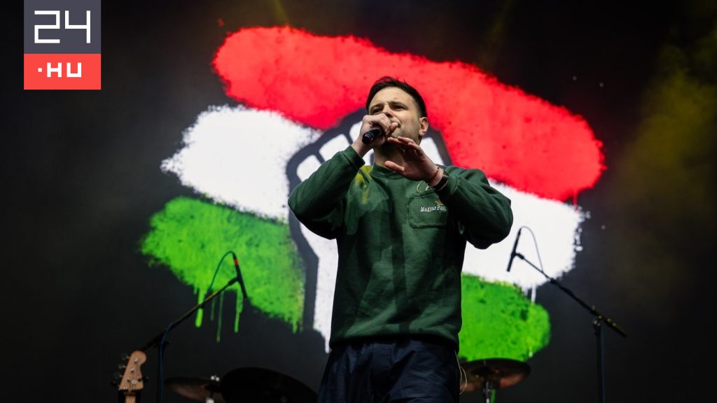 Beton.Hofi arra kéri az emberek főnökeit, hogy legyenek ma elnézőbbek