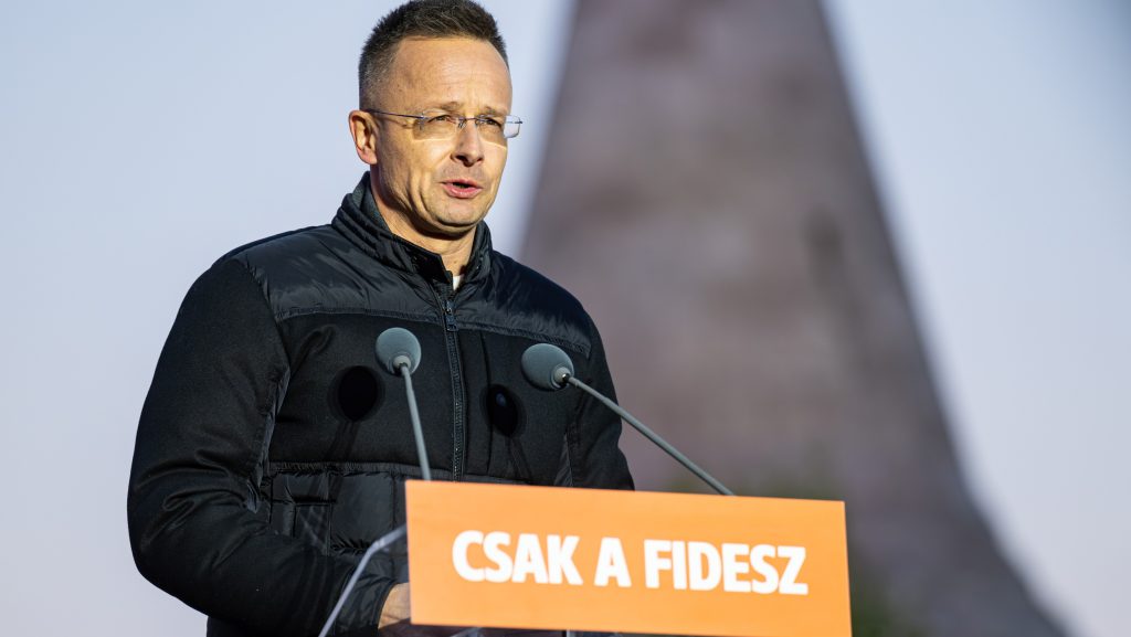 Szijjártó Péter a Telexen: Durva külföldi beavatkozás történt a választási folyamat során