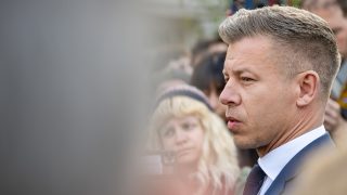 Magyar Péter, a TISZA Párt elnöke szavaz az országgyűlési választásokon a XII. kerületi Hegyvidéki Mesevár Óvodában 2026. április 12-én., Image: 1090394388, Fotó: Varga Jennifer / 24.hu