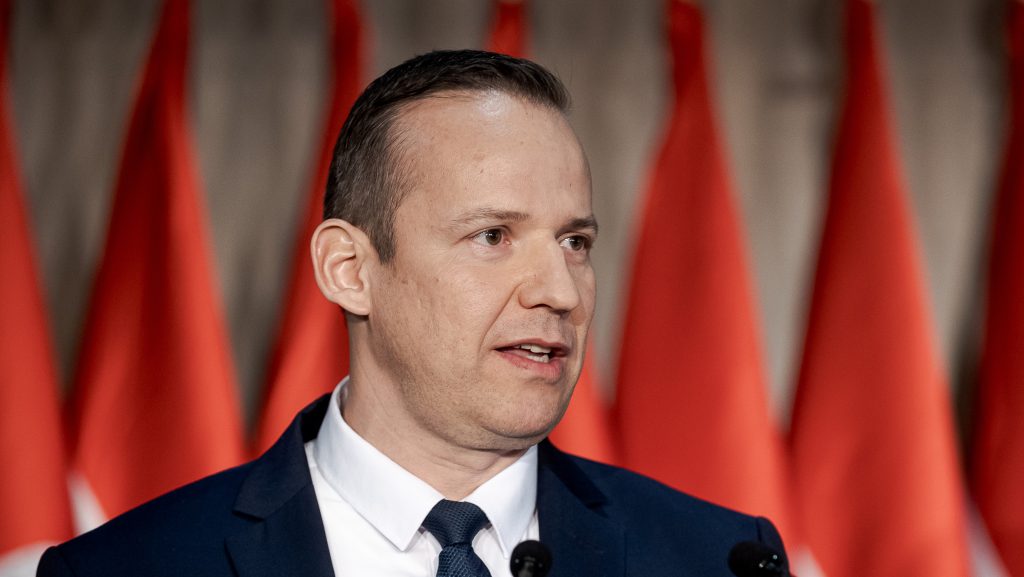 Toroczkai László: A jelenlegi helyzetben Sulyok Tamásnak ki kellene tölteni a mandátumát