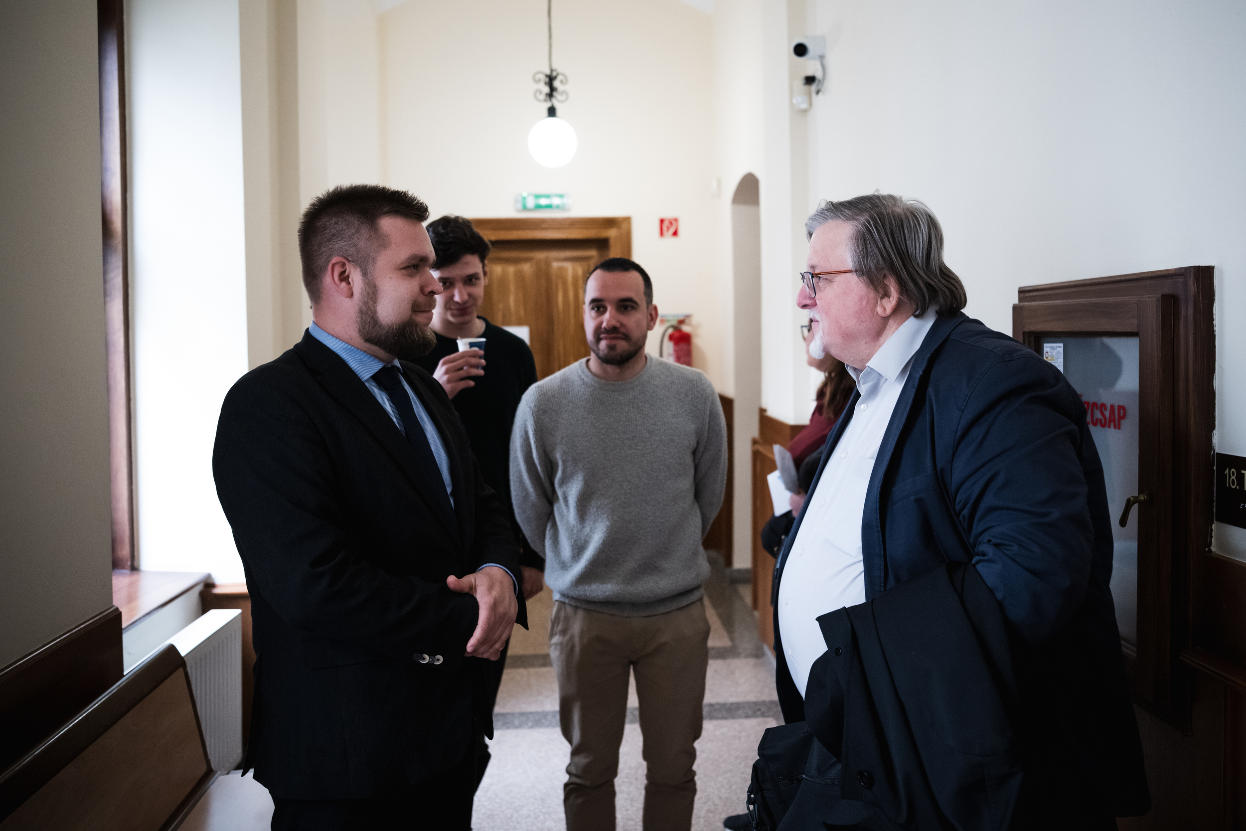 A 758 milliós hűtlen kezelés vádlottjai szerint ők a korábbi győri fideszes polgármester utasításait hajtották végre 2