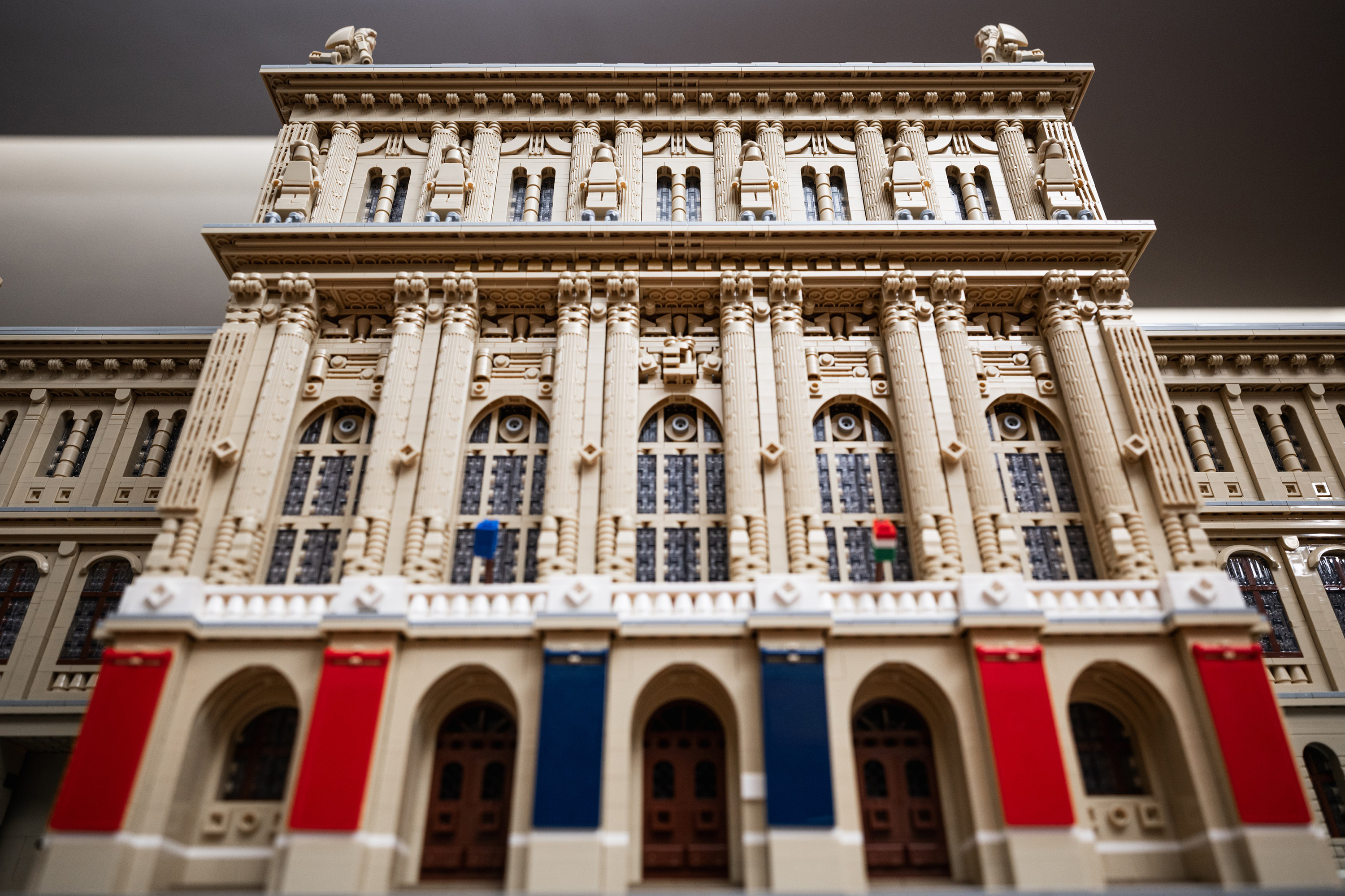 Magyar Tudományos Akadémia palota LEGO Dóczy Balázs