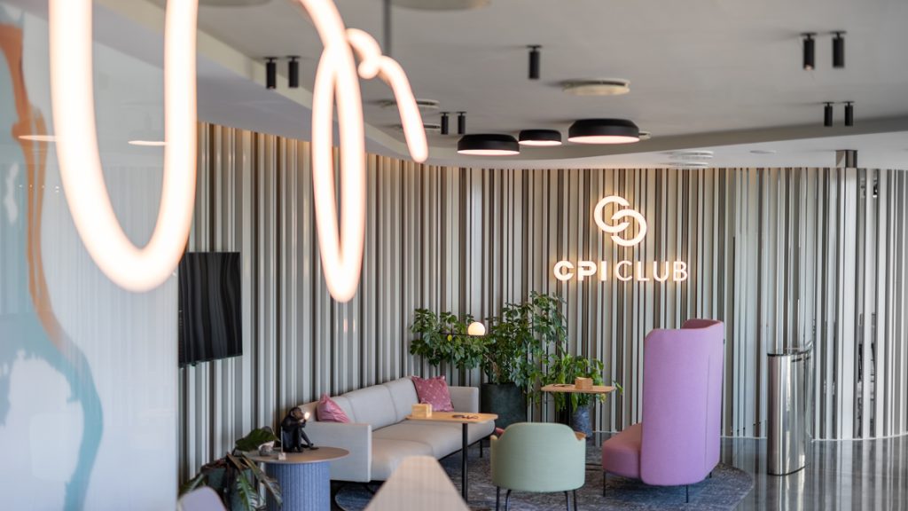 Kétsebességes lett a hazai ingatlanpiac: a hotelek és a retail húztak, az irodák lassulnak