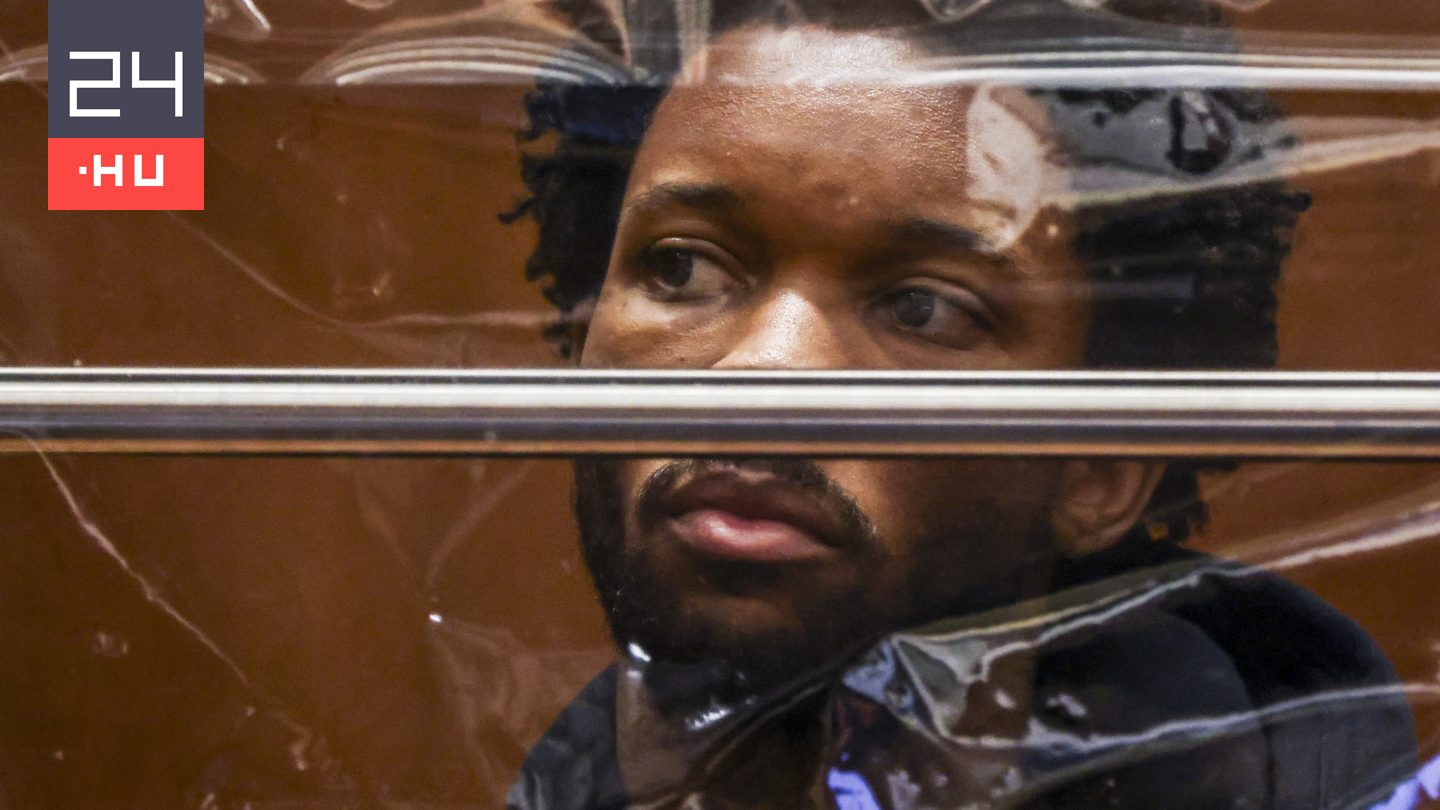 Gyermekpornográfiát találtak a gyilkossággal vádolt TikTok-sztár telefonján