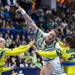 Emily Vogel, a Ferencváros (k), valamint Lylou Borg (b) és Sarah Bouktit.