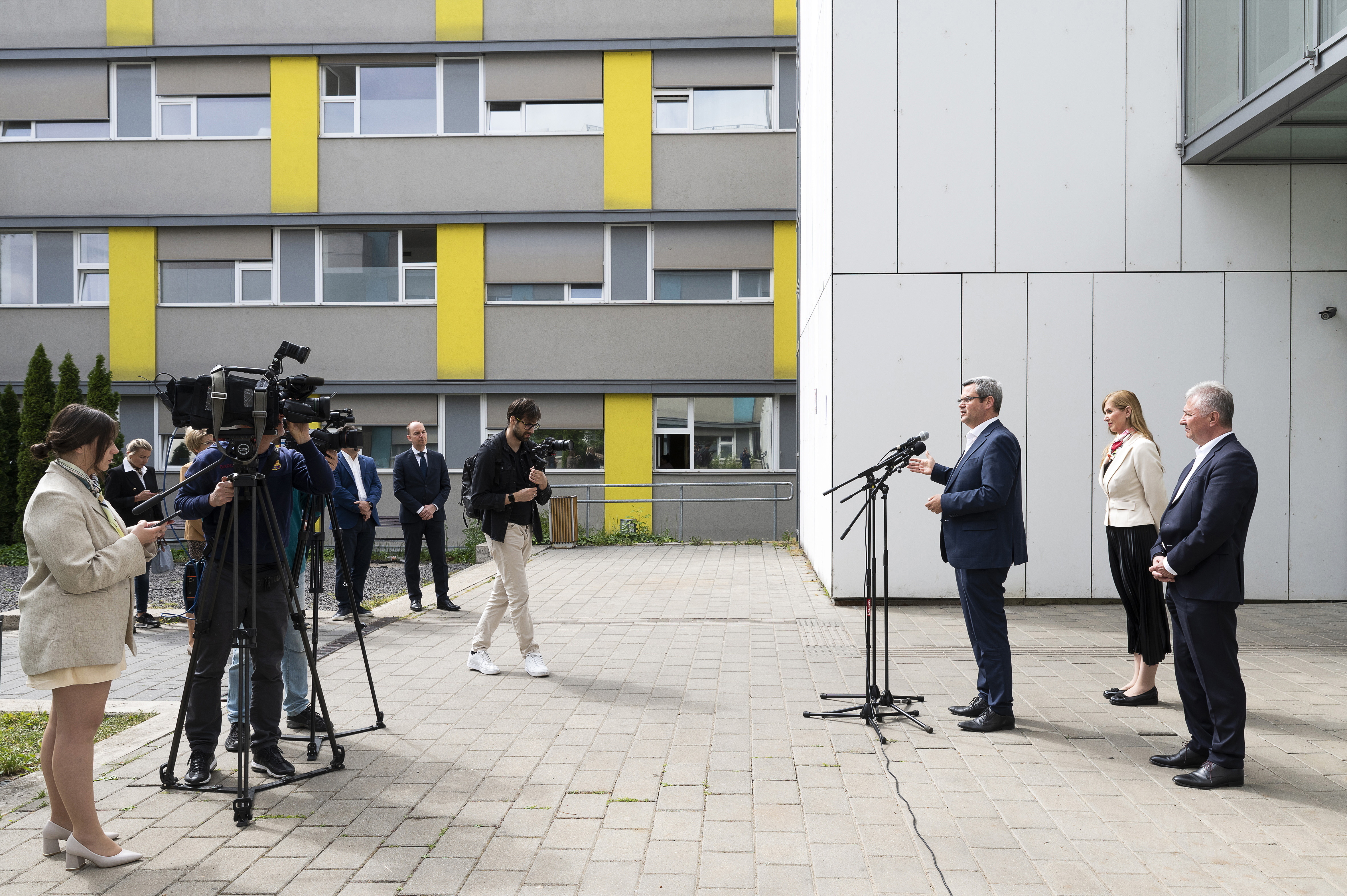 „A biztonságos működéshez szükséges létszámot messze nem érjük el” – drámai képet festettek az egészségügyről a kórházigazgatók 6