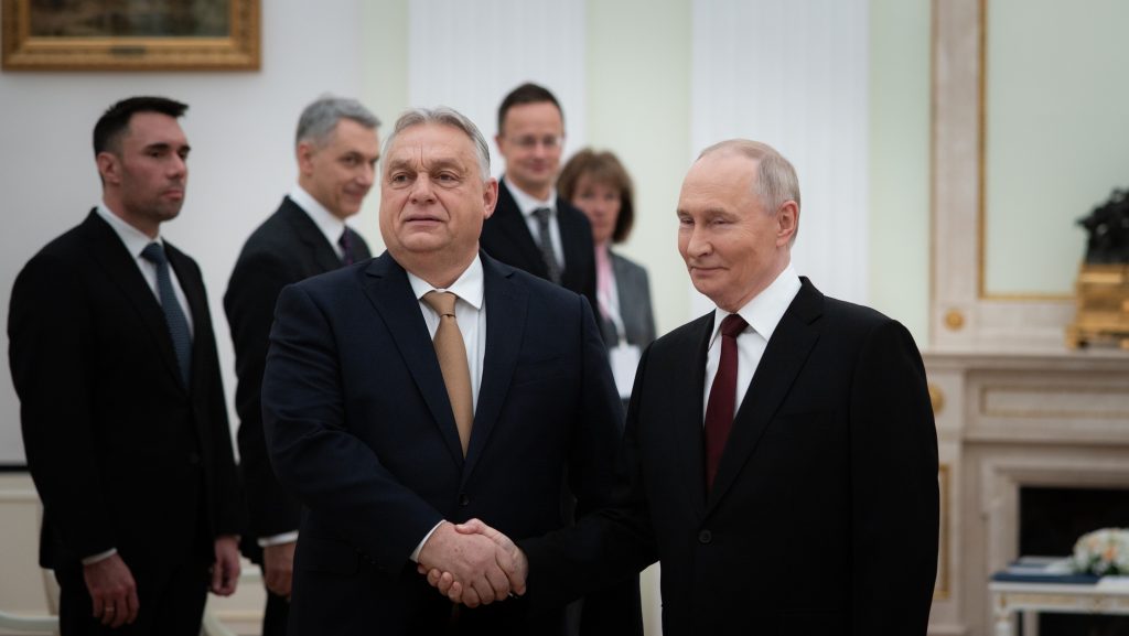 Meduza: Már megvan, hogyan adná el a Kreml a Fidesz vereségét