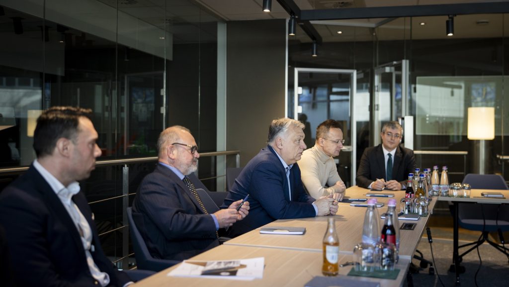 Az Orbán-kormány még kiosztott 390 milliárd forintot informatikai szolgáltatásokra