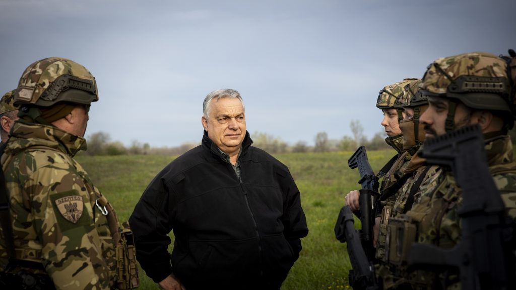 Orbán Viktor a kiskundorozsmai gázellátó állomáson