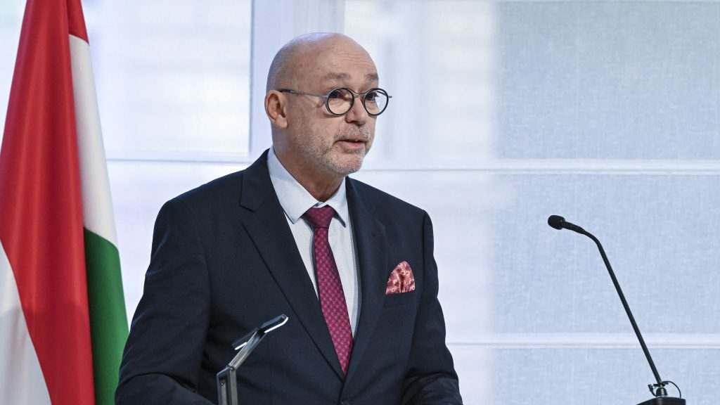 Az adatvédelmi hatóság figyelmeztetést adott ki: az iratmegsemmisítés bűncselekmény