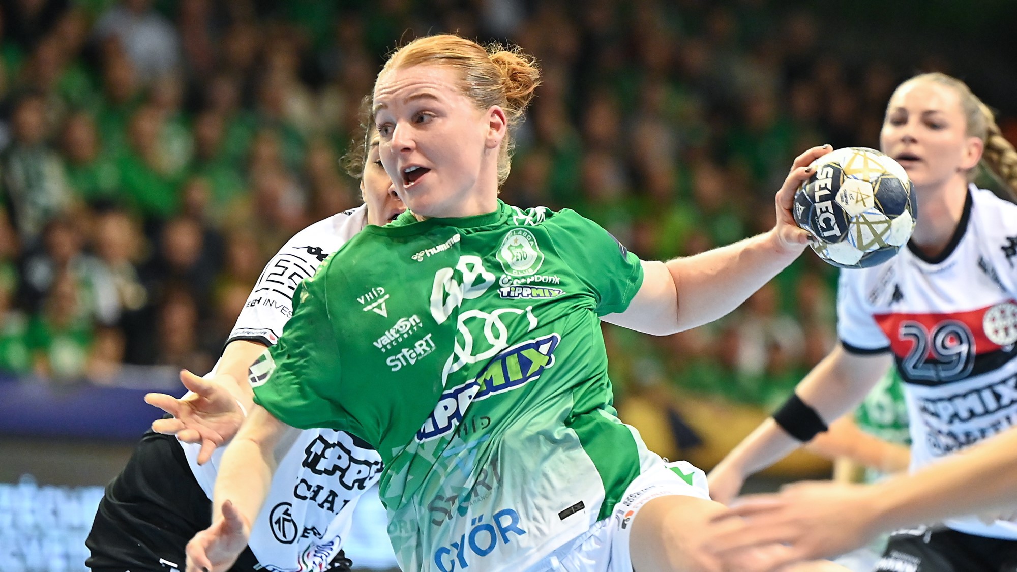 Dione Housheer, a Győri Audi ETO KC játékosa a női kézilabda Bajnokok Ligája A csoportjának 10. fordulójában játszott Győri Audi ETO KC-DVSC Schaeffler mérkőzésen a győri Audi Arénában 2026. január 17-én.