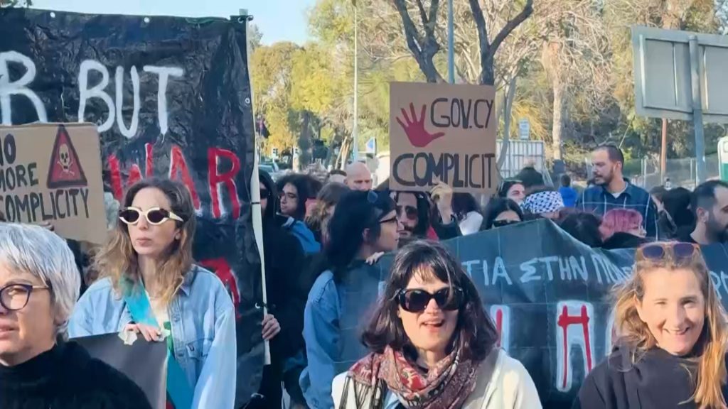 A ciprusiak nem akarnak brit támaszpontot, félnek a háborútól