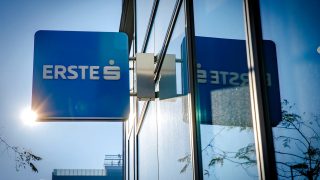 erste bank george alkalmazás értesítés csalás elleni védelem