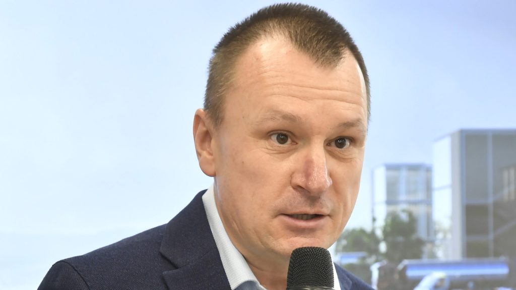 Szujó Zoltánék közleményt adtak ki, miután határozatképtelenné váltak Gyulay Zsolt távozásával