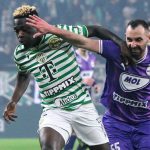 Budapest, 2026. február 7. Yusuf Bamidele Isa, a Ferencváros (b) és Fiola Attila, az Újpest játékosa a Fizz Liga 21. fordulójában játszott Ferencvárosi TC - Újpest FC mérkőzésen a Groupama Arénában 2026. február 7-én. Ferencváros nyert 3-0-ra.