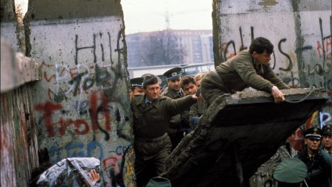 A berlini fal 1989-ben.